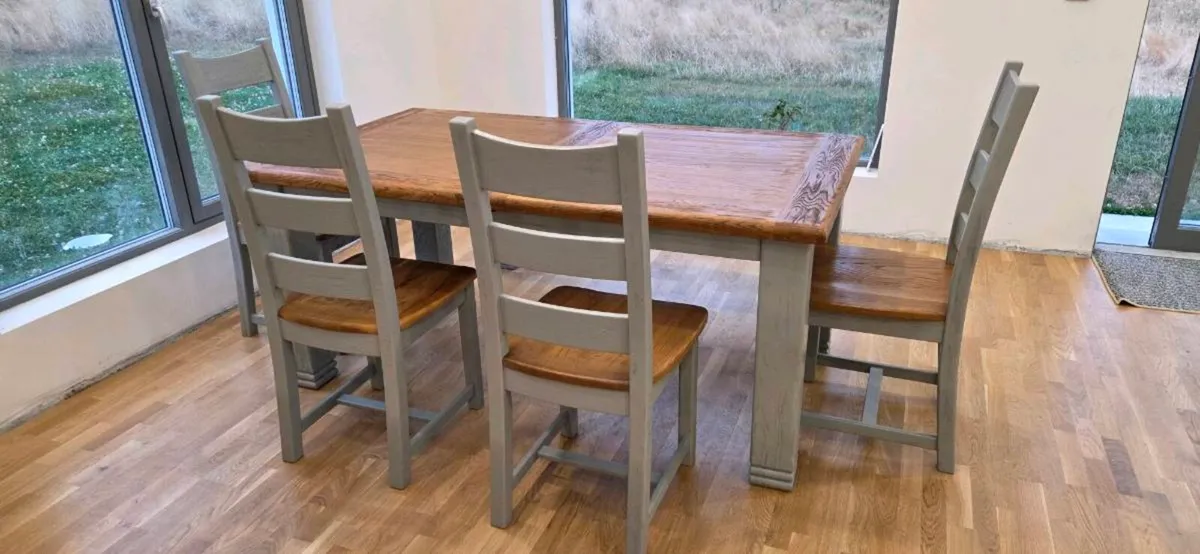 Oak Dining Table, Chairs and Bench - Image 4