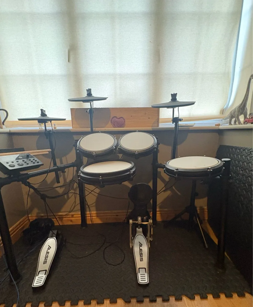 Drums - Image 3