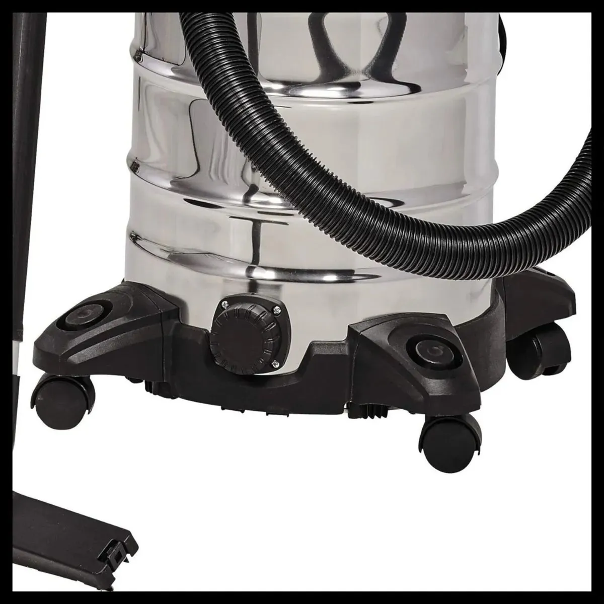 Industrial Vacuum Cleaner 30L Heavy Duty - Image 4