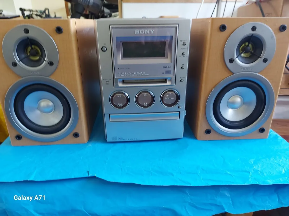 Sony CMT-M100MD Hifi Stereo System with MINI DISC - Image 2