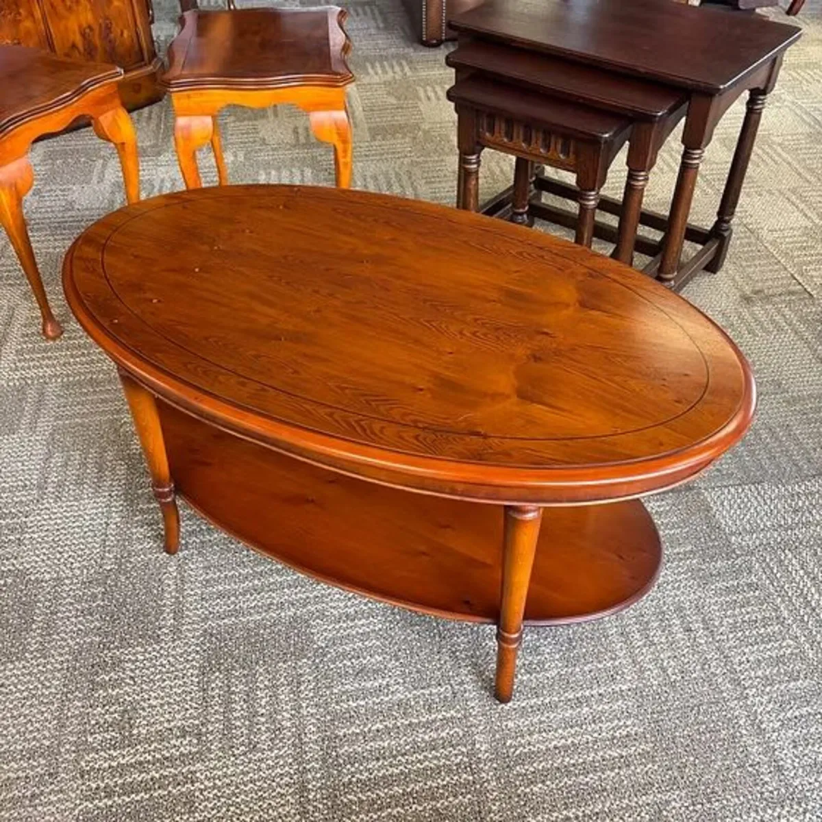 Beautiful burr oval shaped tier coffee table