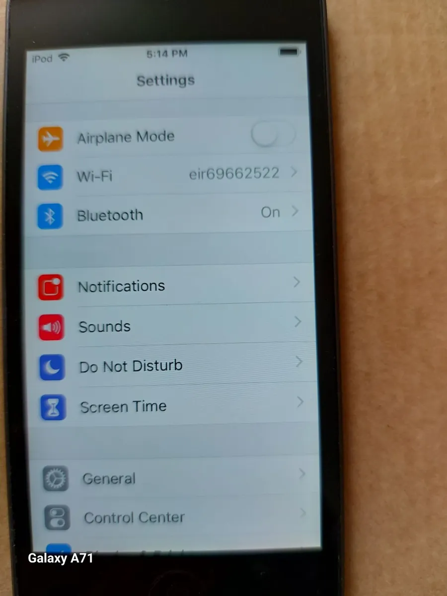 Apple Ipod Touch 6th Generation, 32 GB, Excellent - Image 4