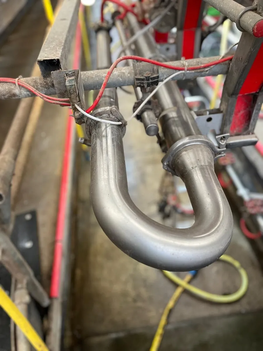 24 Unit Pearson Milking Parlour - Image 3