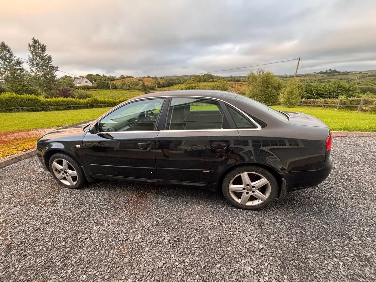 Audi A4 - Image 2