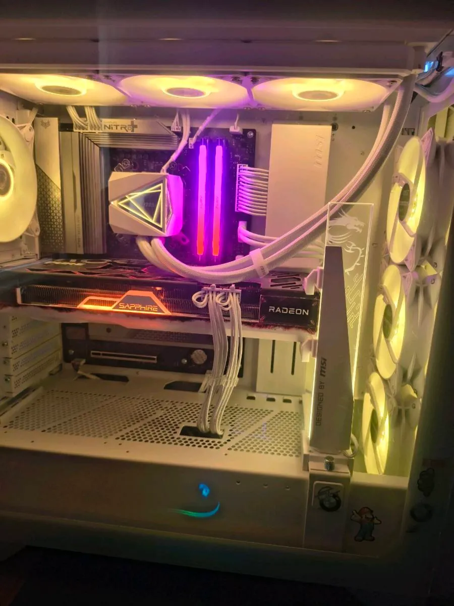 Great White Gaming PC - Ryzen 5 9600X, AM5 build - Image 1