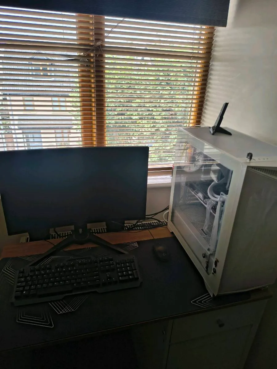 Great White Gaming PC - Ryzen 5 9600X, AM5 build - Image 3