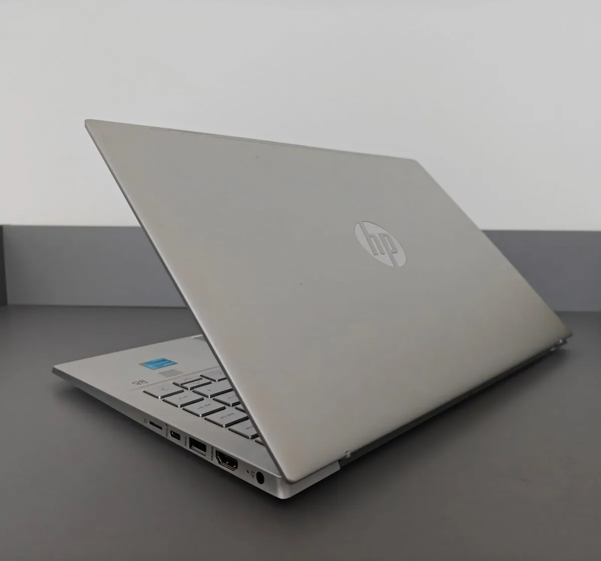 HP PAVILION, Pentium Gold, 8GB RAM, 128GB SSD - Image 4
