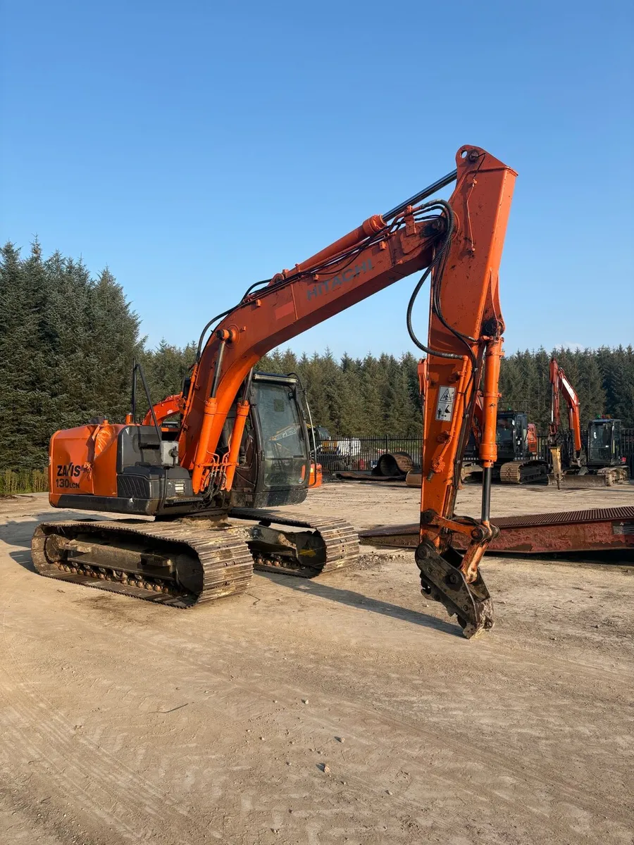 HITACHI ZX130-5 - Image 2