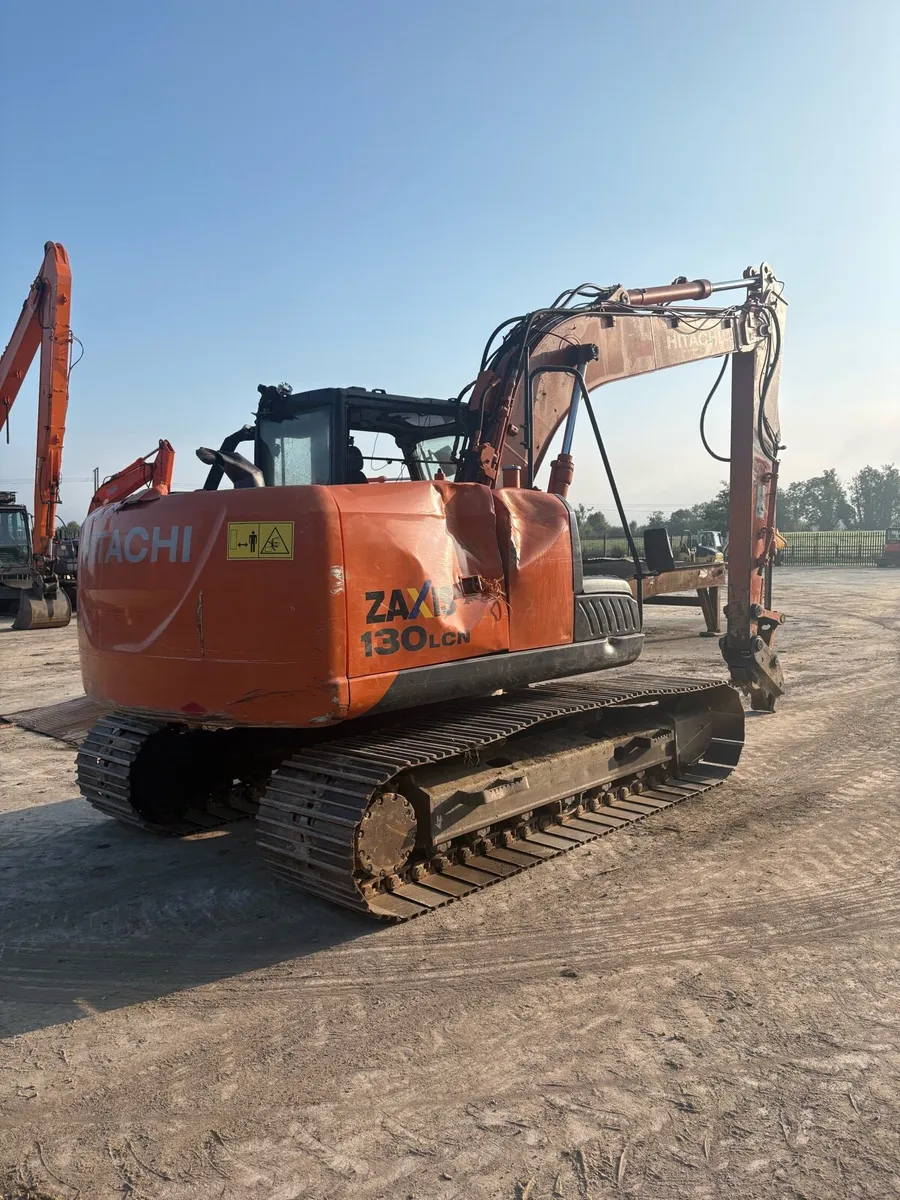 HITACHI ZX130-5 - Image 4