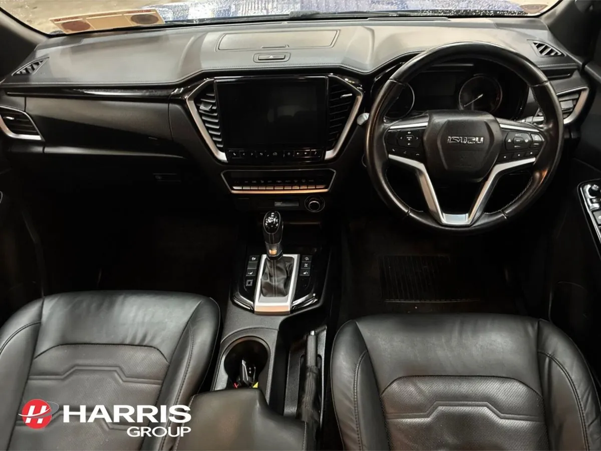 Isuzu D-Max LX DOUBLECAB AUTO @ HARRIS RETAIL - Image 2
