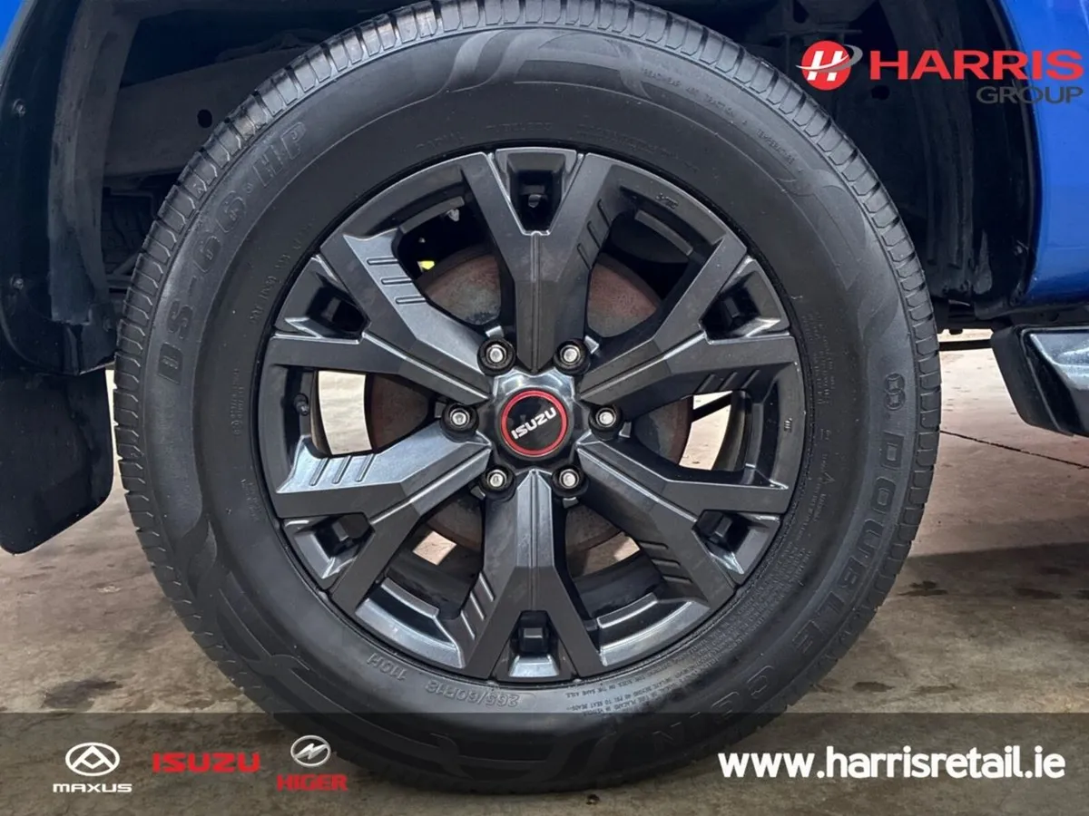 Isuzu D-Max LX DOUBLECAB AUTO @ HARRIS RETAIL - Image 4