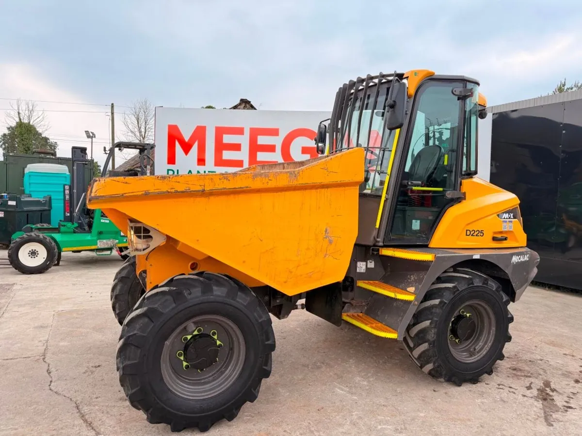 2022 MECALAC  6 Ton dumper  FULL CAB...700 hrs - Image 3