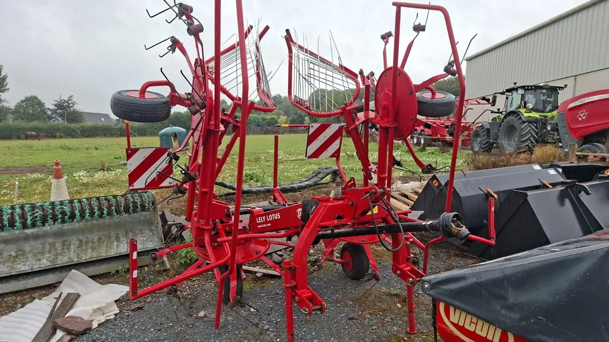 Lely 600 Combi tedder - Image 1