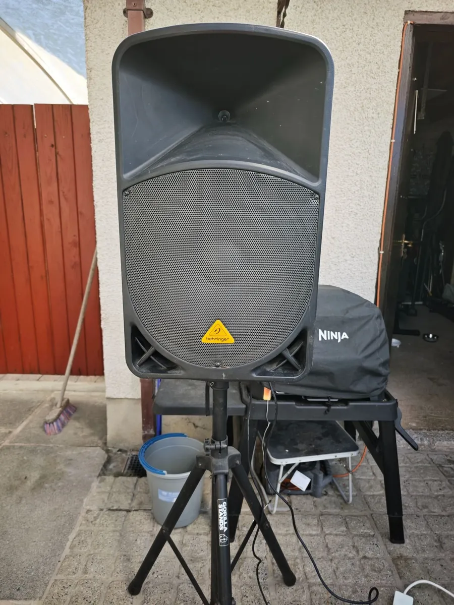 2 X Behringer 1000W B115D Powered Sysyem & Mixer - Image 3