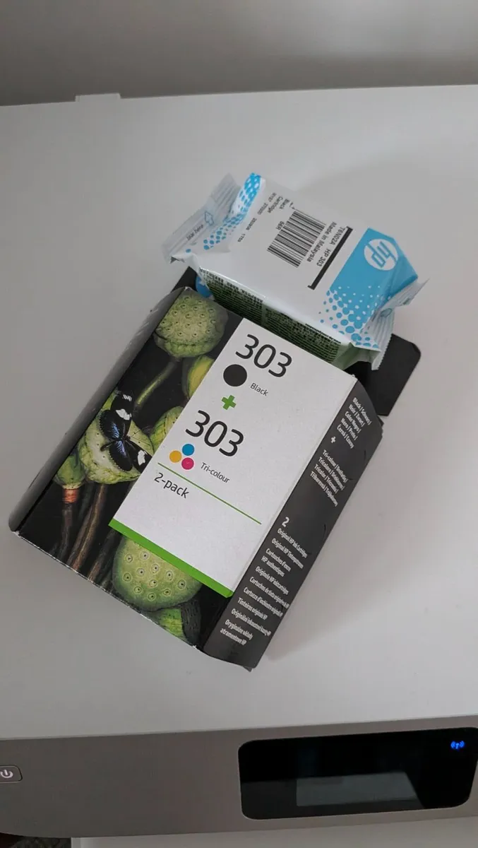 HP ENVY Photo 7134 Printer + 3 ink cartridges - Image 2