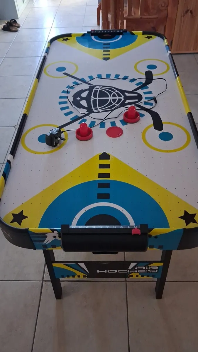 Air Hockey Table - Image 2