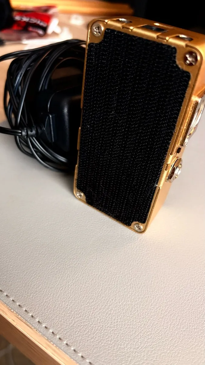 Hotone Omni AC Acoustic simulator pedal - Image 4