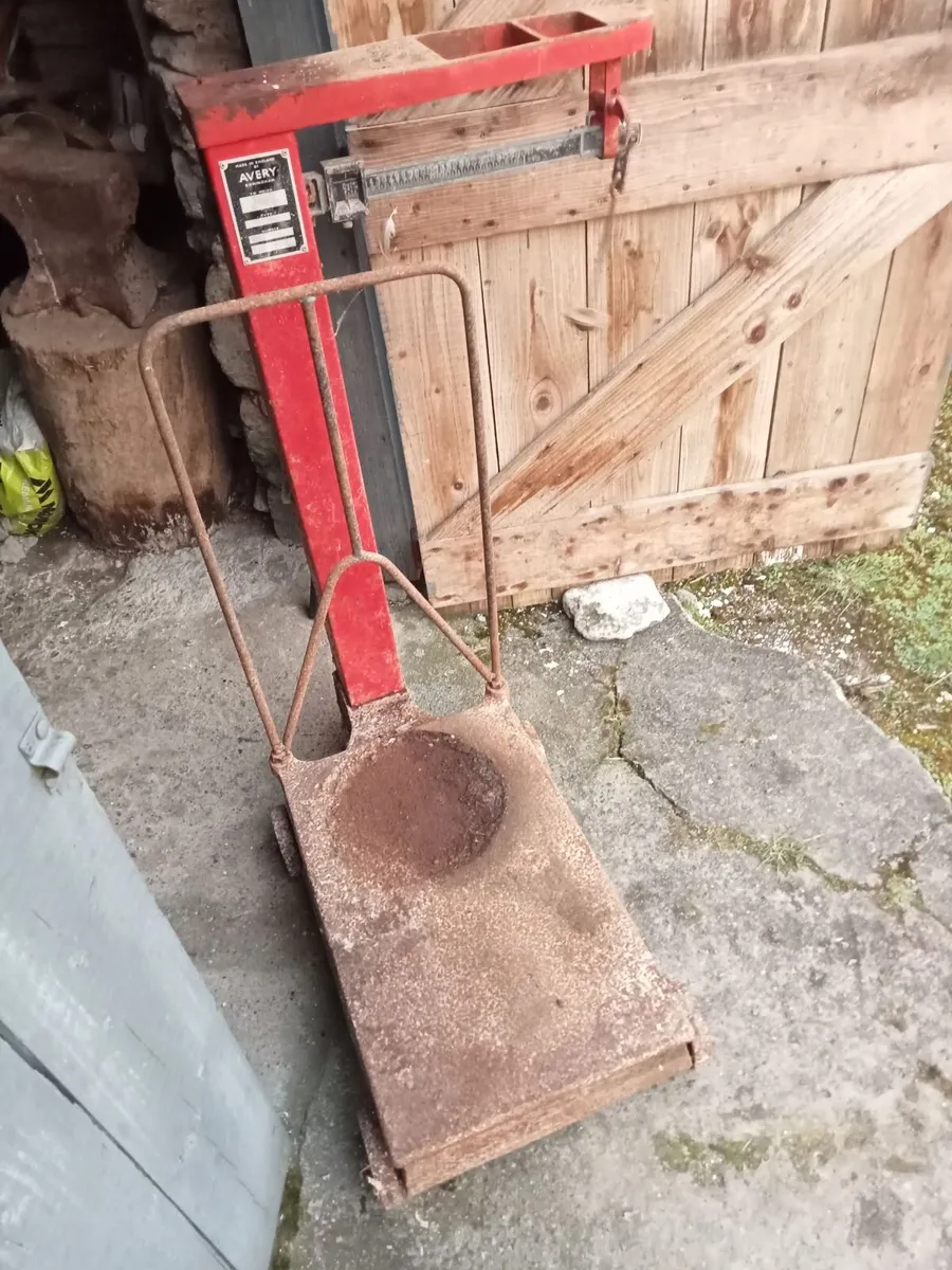 Antique weighing scale with weights