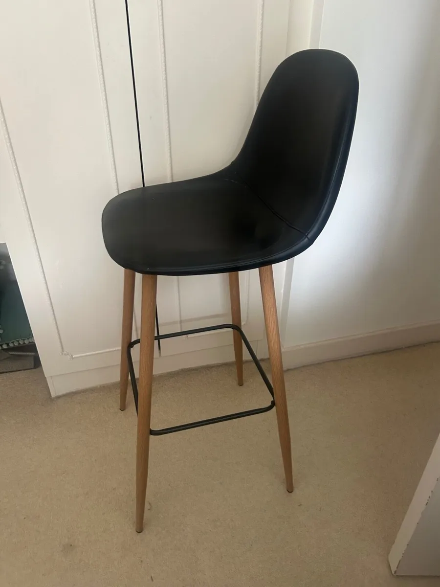 Black leather bar chair x2 Jysk - Image 3