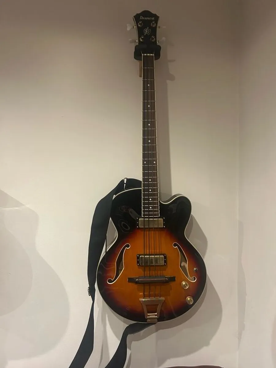 Ibanez afb200