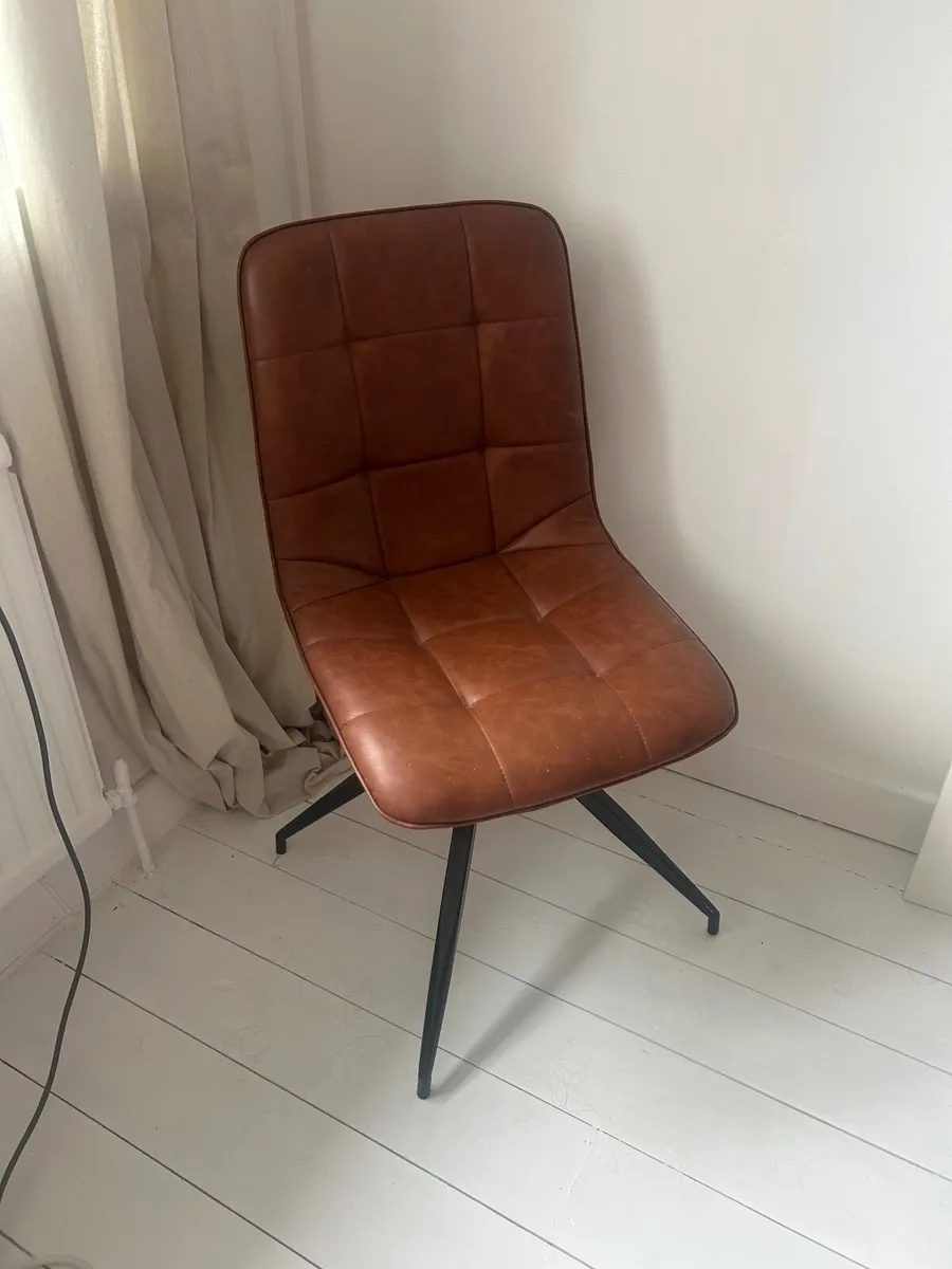 Office swivel chair - Image 1
