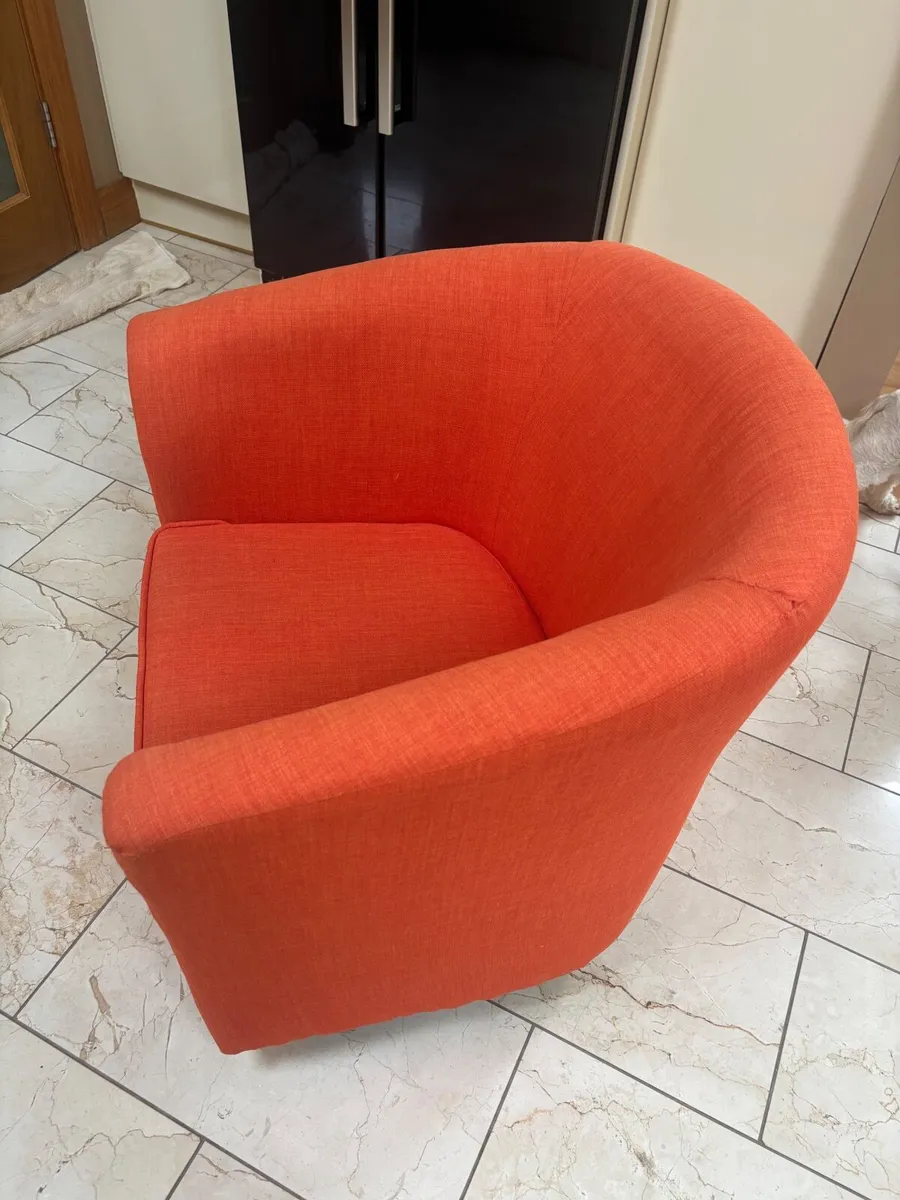 Chairs - Image 3