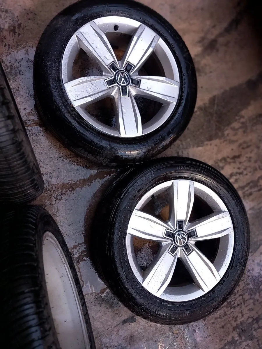 17inch VW 5x112 Alloys Like New - Image 3