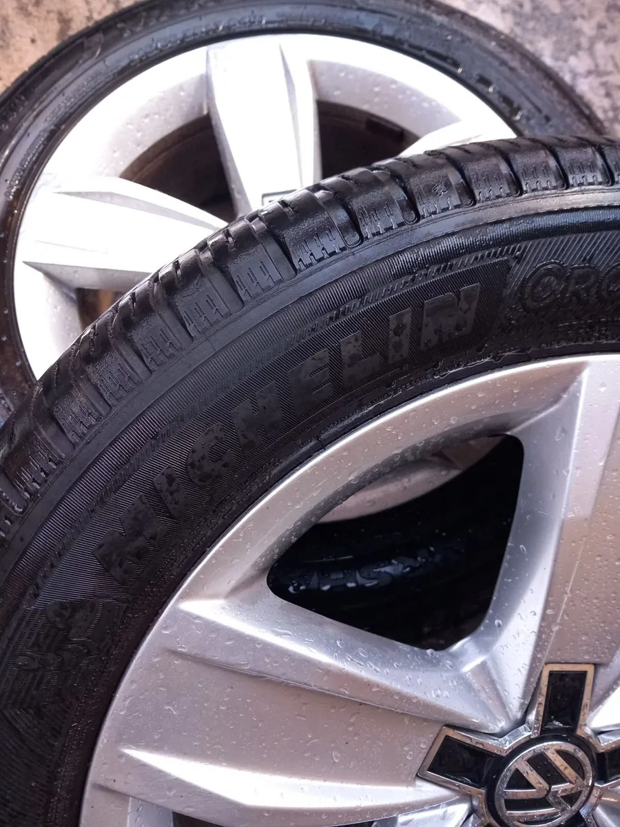 17inch VW 5x112 Alloys Like New - Image 4