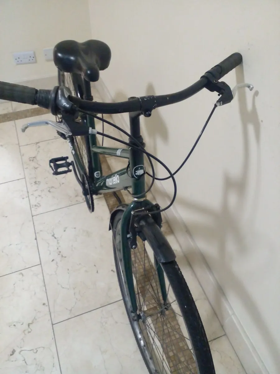 Martell womans city bike - Image 2