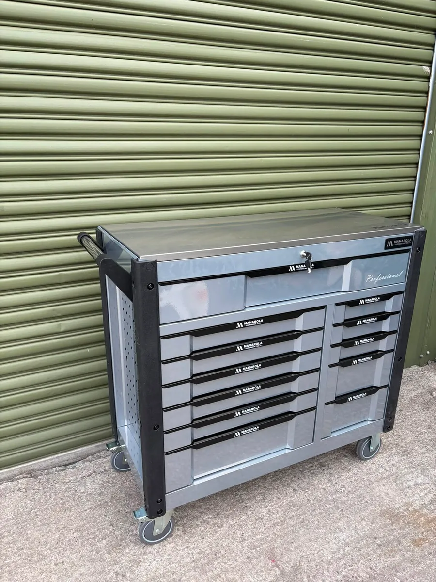 MANAROLA 12-Drawer Tool Box — Fully Loaded - Image 1