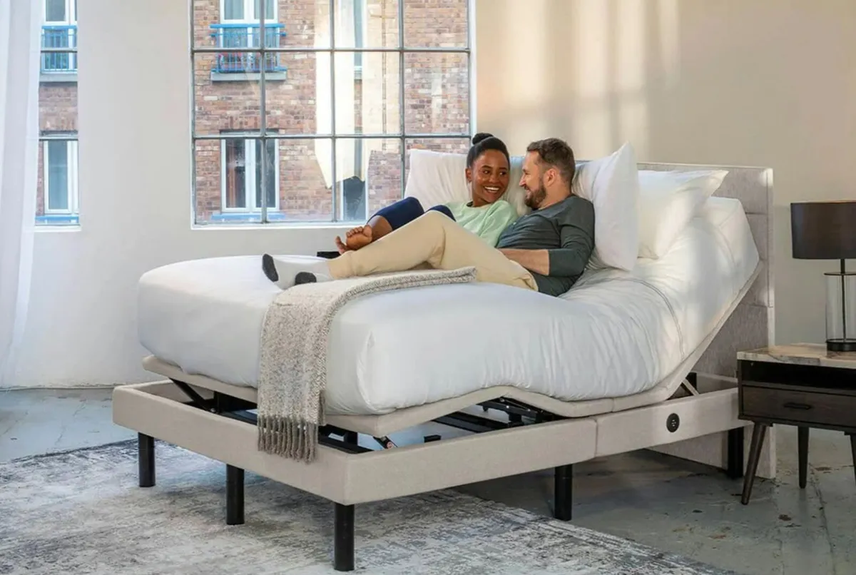 U510 Motion Bed- 1 year old - Image 1