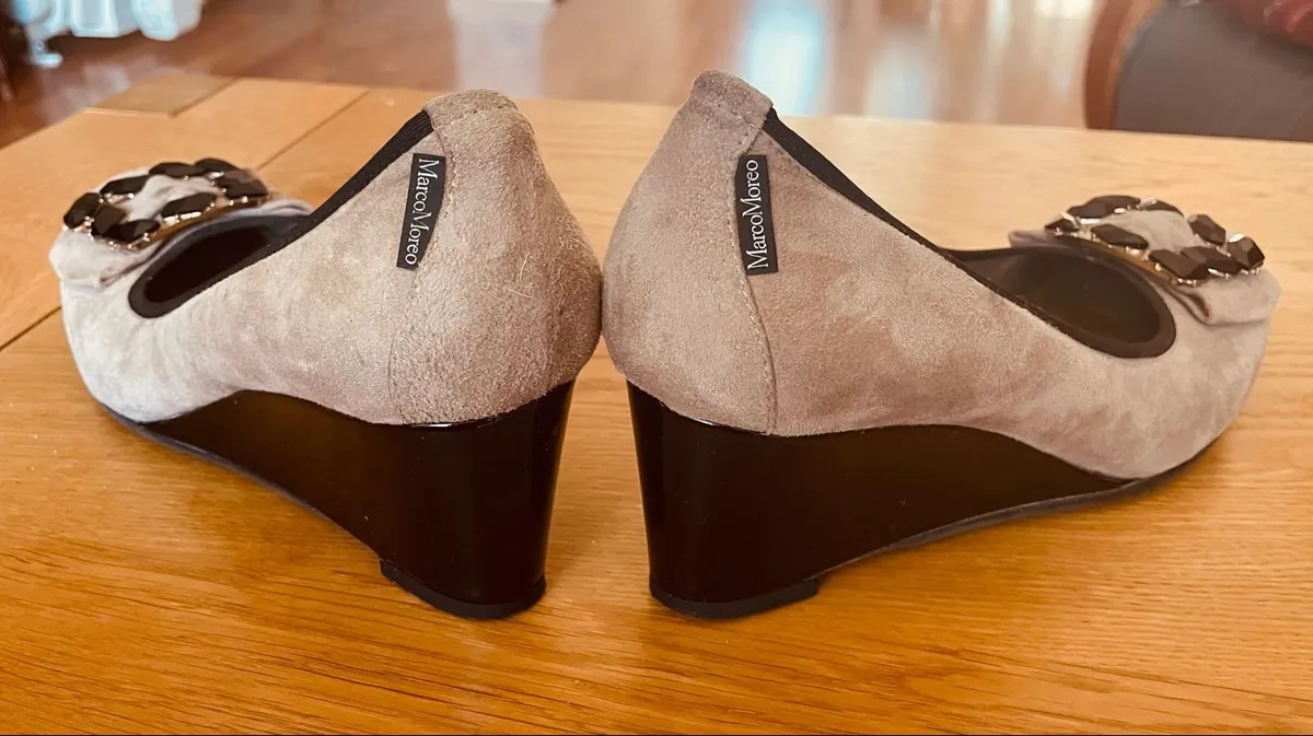 Marco Moreo Taupe Suede with Gem Buckle - Image 3