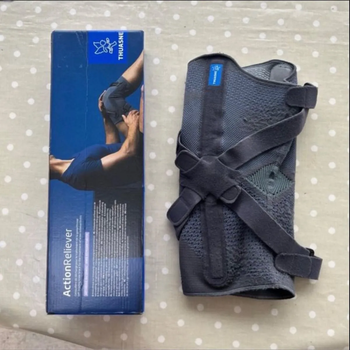 Thuasne Action Reliever Leg Brace - Image 3