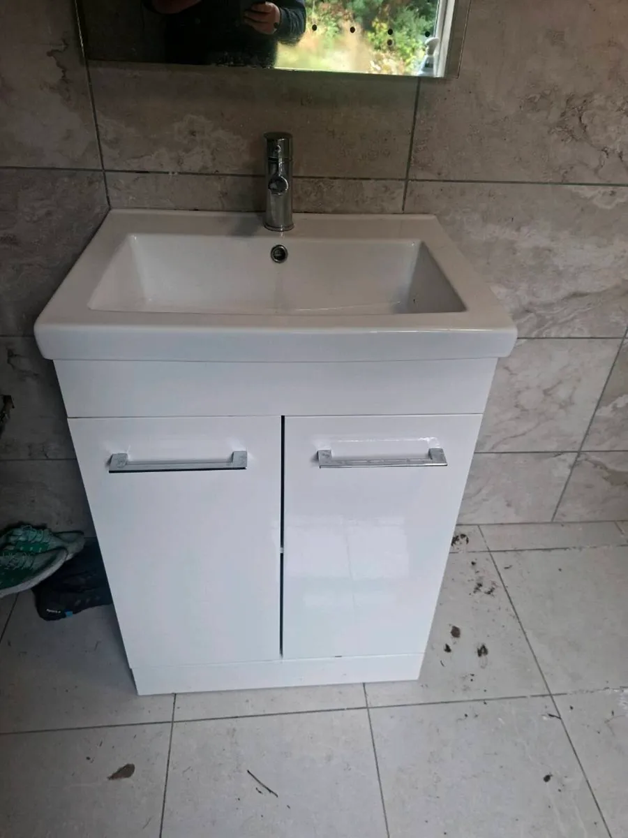 Toilet & sink cabinet &electric mirror - Image 4