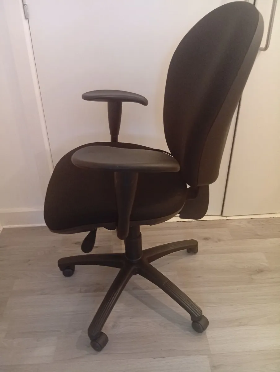 Quality Professional Expensive Computer Chair - Image 4