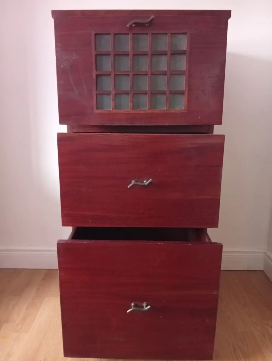 Oak Solid Quality Antique Tollboy Chest of drawers - Image 1