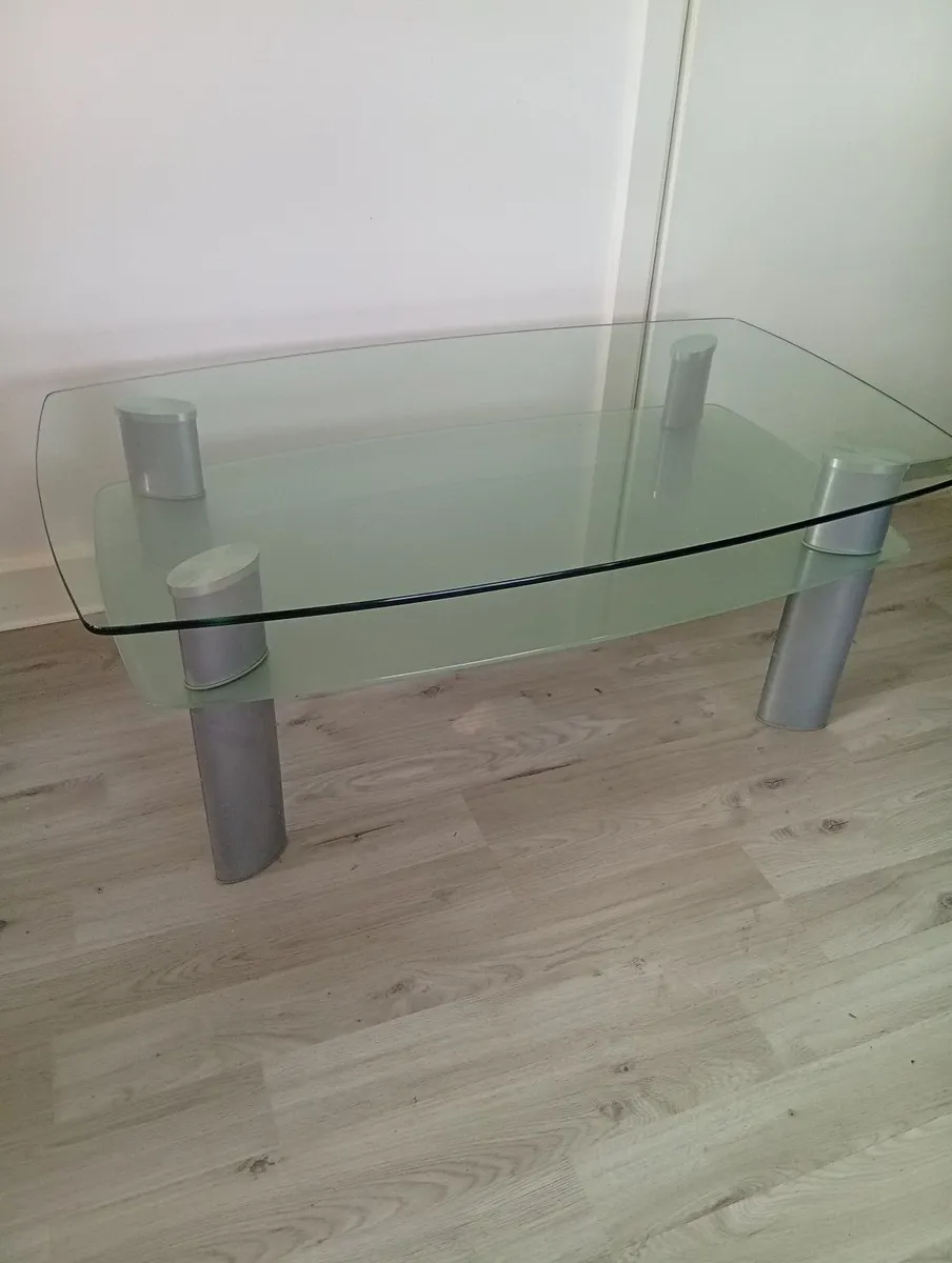 Modern Quality Tempered Glass Coffee table - Image 3