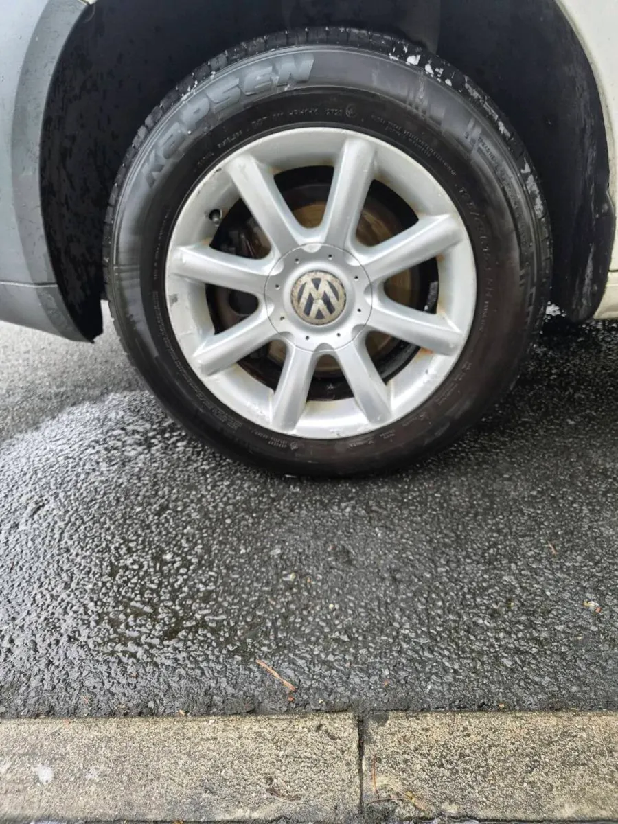VW CADDY 15" ALLOYS WITH NEW TRYES - Image 4