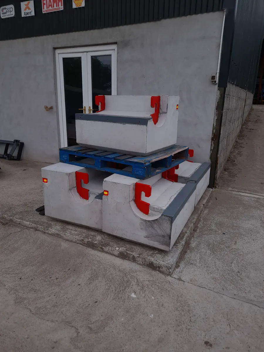 Quick attach concrete Weights - Image 1