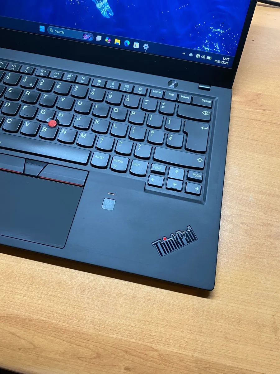 Lenovo X1 Carbon i7 pro Windows 11 - Image 2