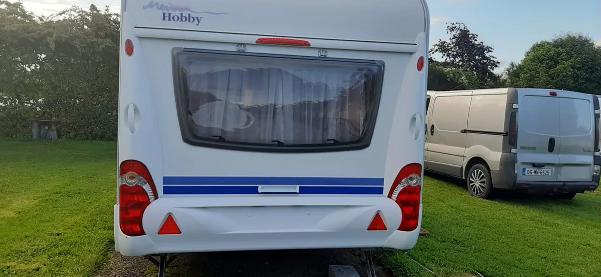 Caravan - Image 1