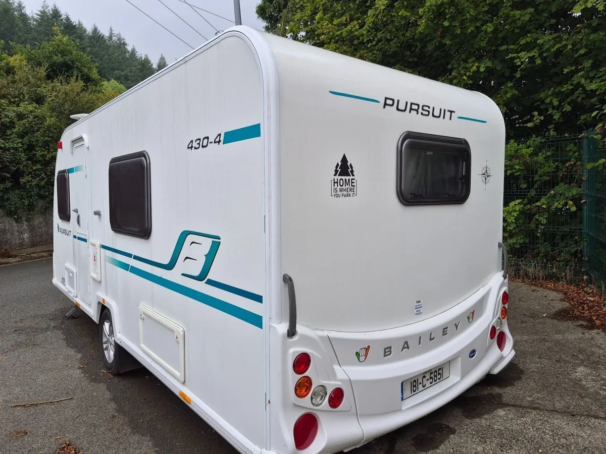 Bailey persuit 2017 430/4 caravan (4 berth) - Image 2