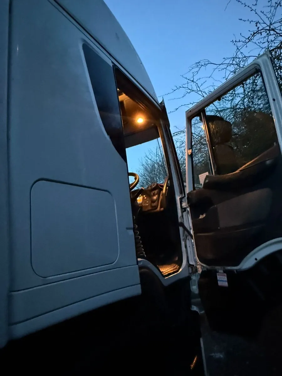 Iveco Stralis - Image 3