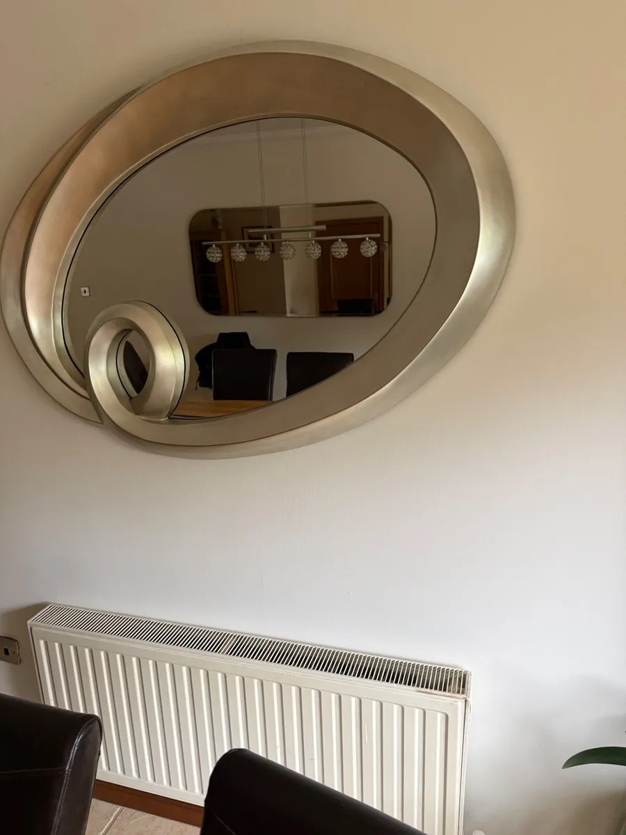 Mirror - Image 2