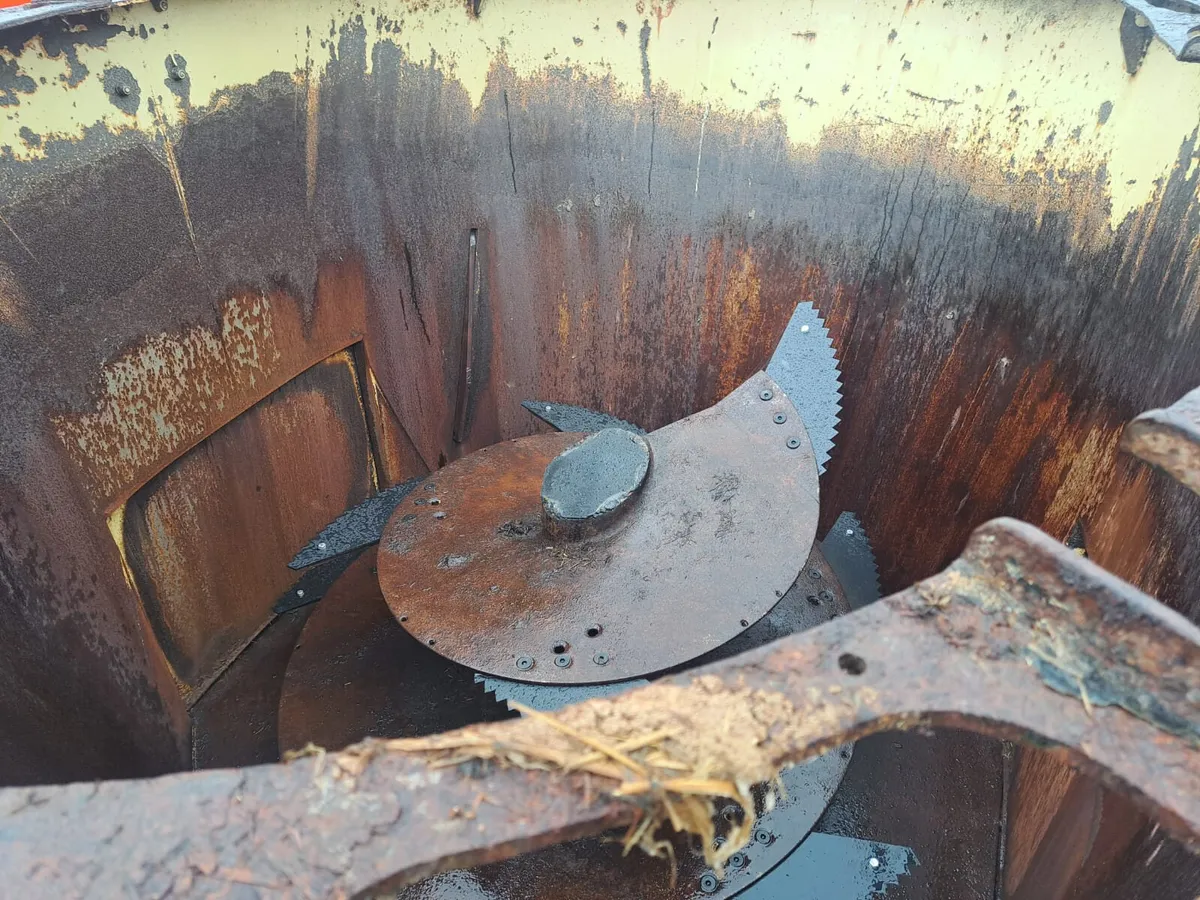 Farm Machinery - Image 2