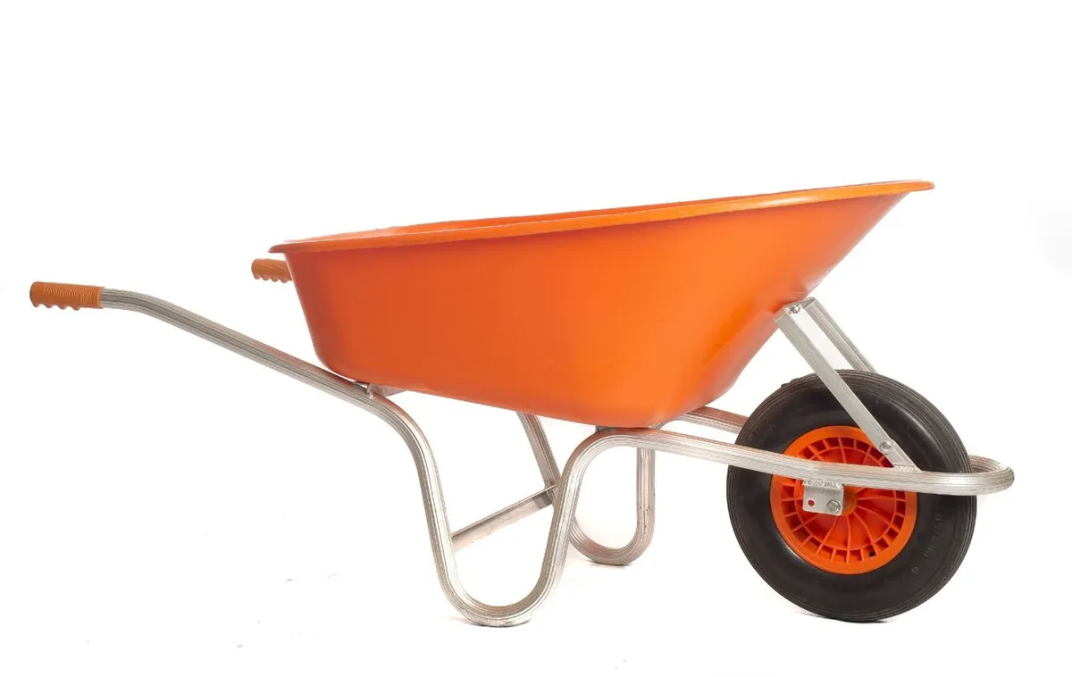 VICTOR Construction Wheelbarrow - Image 1