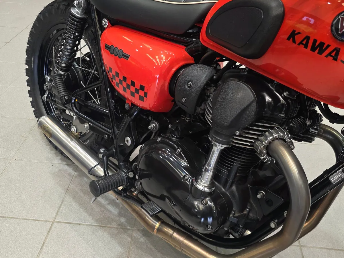 Kawasaki W800 Rallye - Image 3