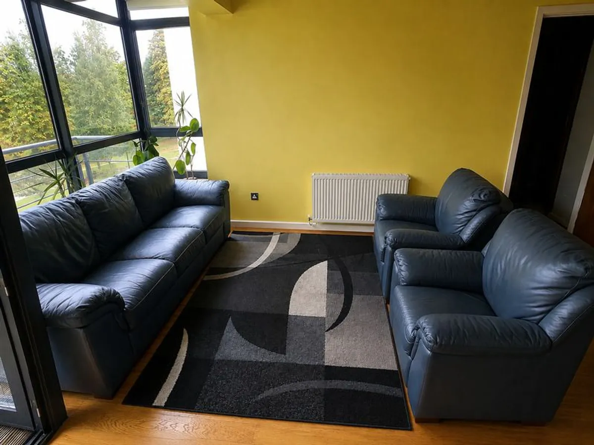 Deep Green Leather 3-Seater Sofa + 2 Matching Armchairs - Image 1