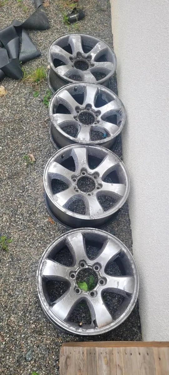 Landcruiser Alloys & A Bar - Image 2