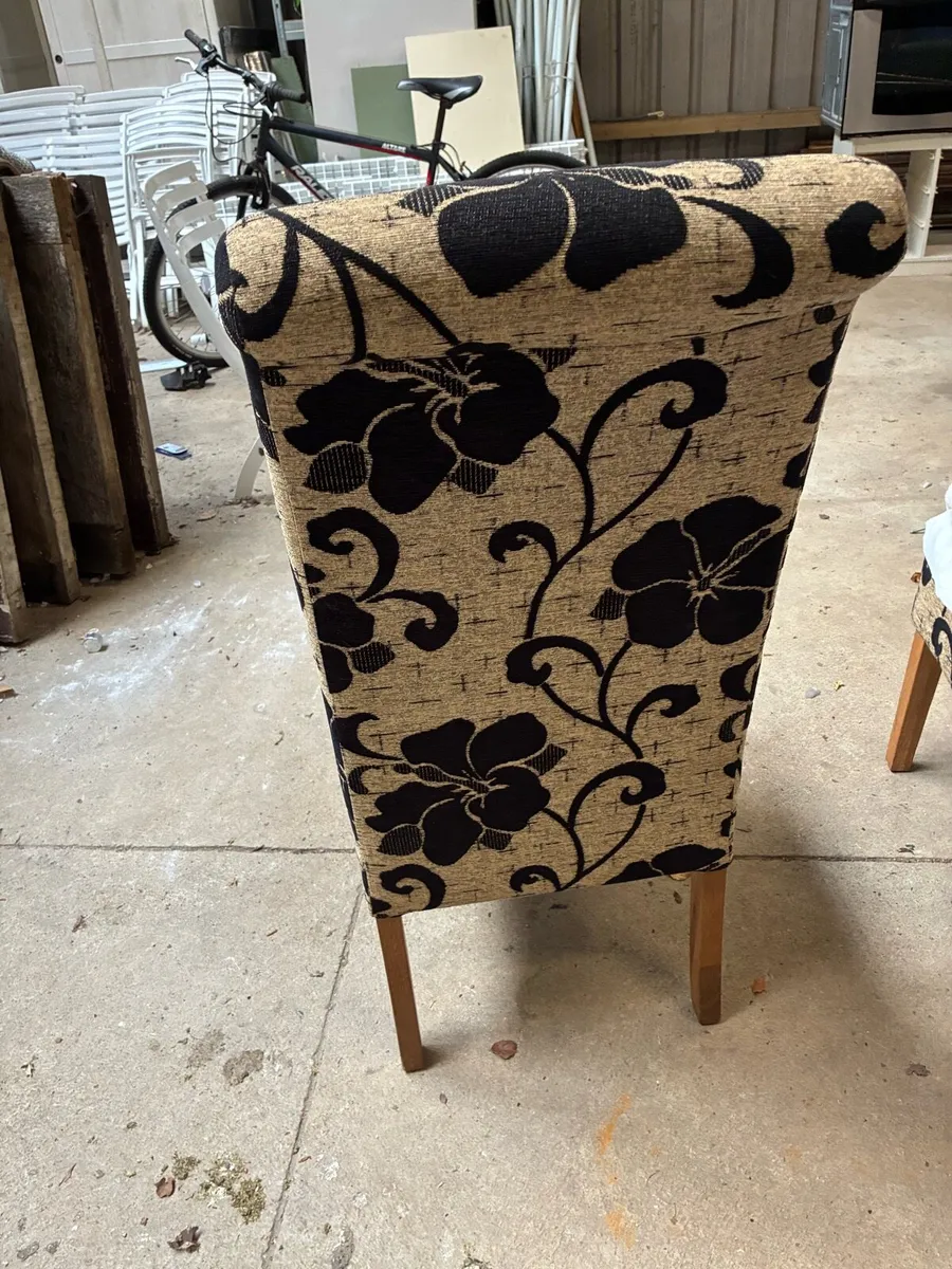 Dinning chairs - Image 2